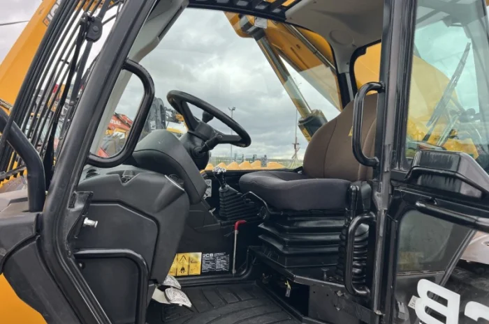 Телескопічний навантажувач JCB 540-140 - 2017 рік- фото № 6