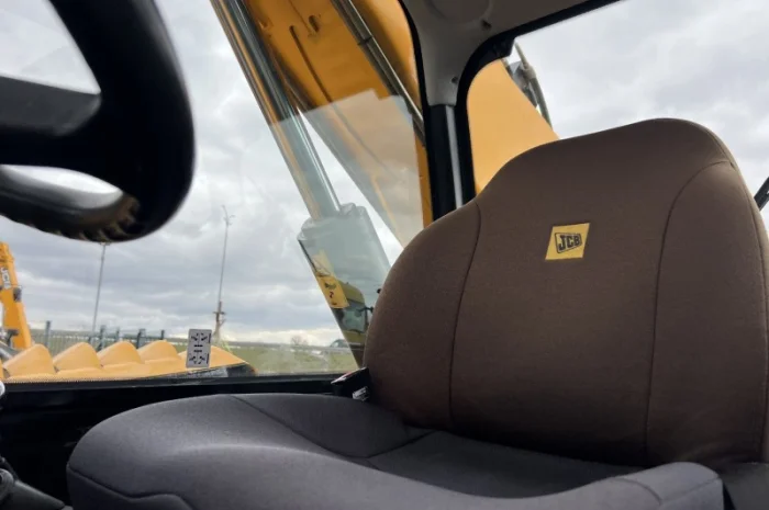 Телескопічний навантажувач JCB 540-140 - 2017 рік- фото № 3