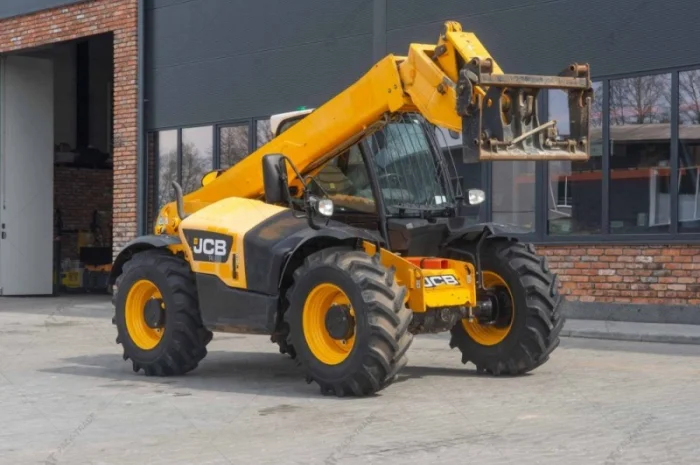 Телескопічний навантажувач JCB 531-70- фото № 1