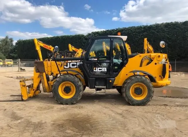 Купить телескопический погрузчик JCB 540-170 бу- фото № 1