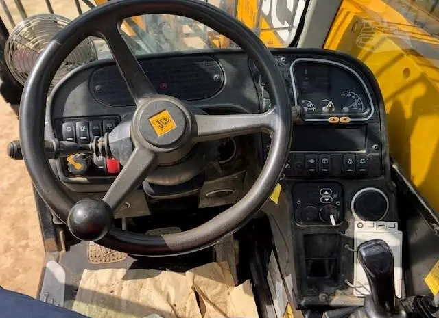 Купить телескопический погрузчик JCB 540-170 бу- фото № 16