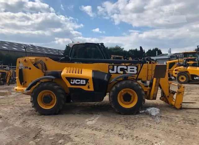 Купить телескопический погрузчик JCB 540-170 бу- фото № 4