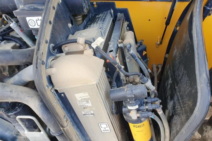 Телескопический погрузчик JCB 540-140 HIVIZ- фото № 8