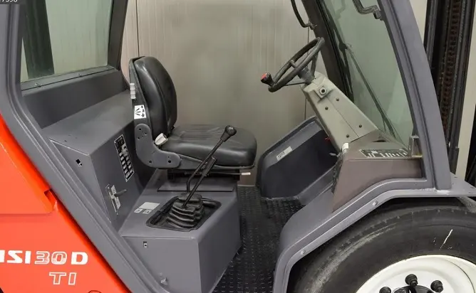 Погрузчик вилочный повышенной проходимости Manitou MSI 30- фото № 4