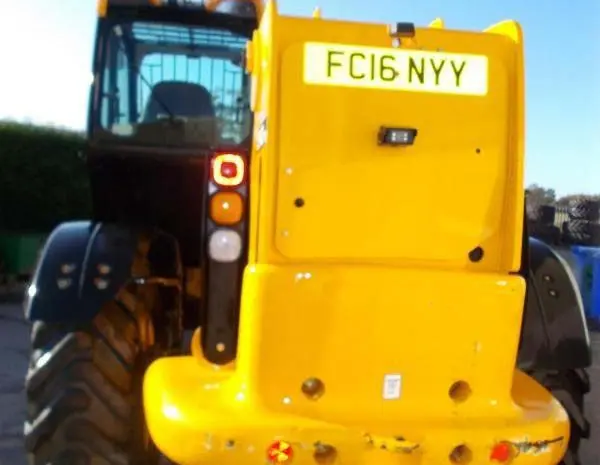 Телескопический погрузчик JCB 540-170. Спецтехника б/у- фото № 3