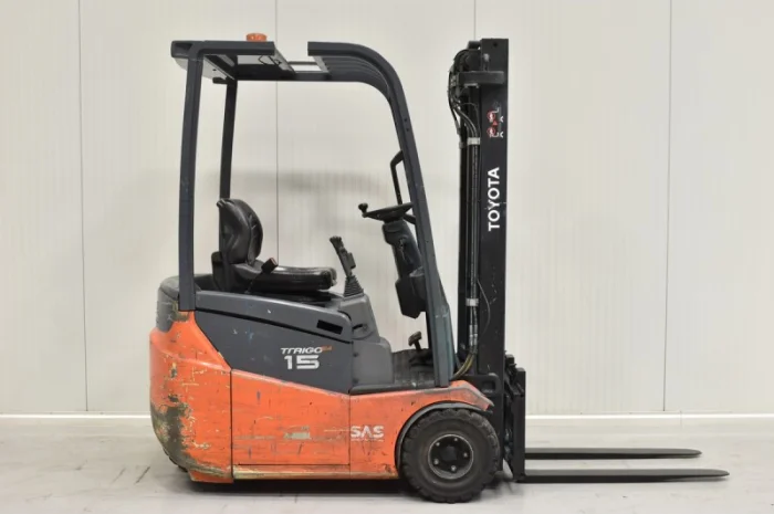 Вилочный погрузчик Toyota 7FBEST15- фото № 2