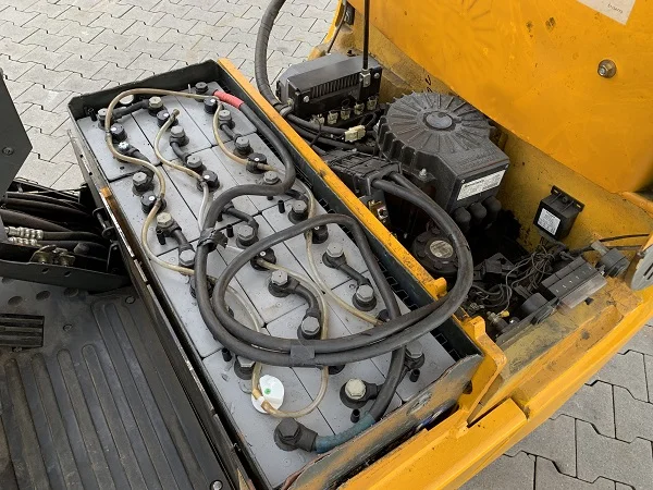 Вилочный погрузчик Jungheinrich EFG 110- фото № 2