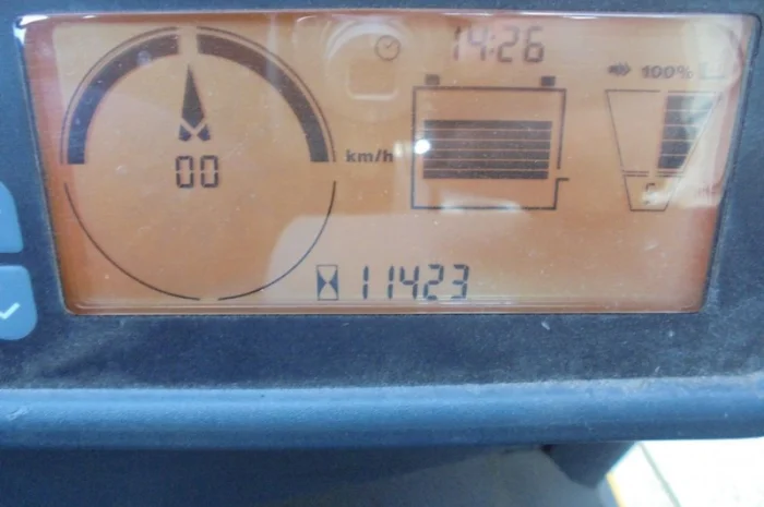 Вилочный погрузчик Jungheinrich EFG213- фото № 5