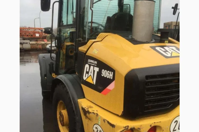 Погрузчик Caterpillar 906 H- фото № 3