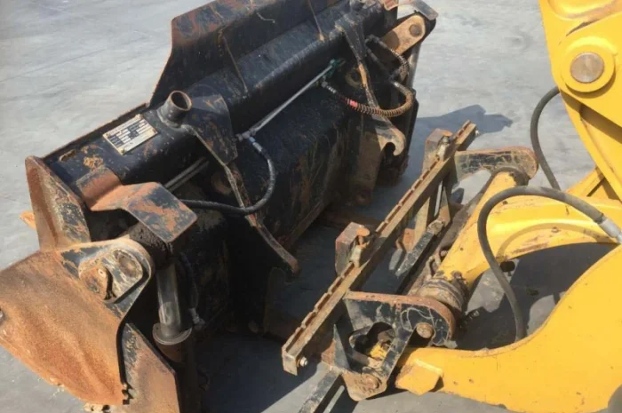 Погрузчик Caterpillar 906 H- фото № 5