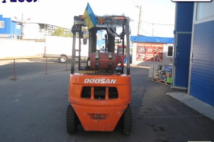 Аренда газовый погрузчик б/у Doosan G20G- фото № 3