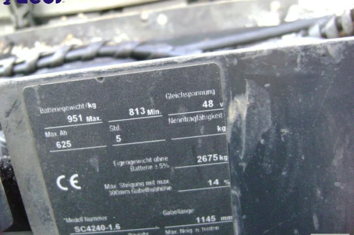 Аренда электрический вилочный погрузчик б/у Crown SC4240-1.6- фото № 9