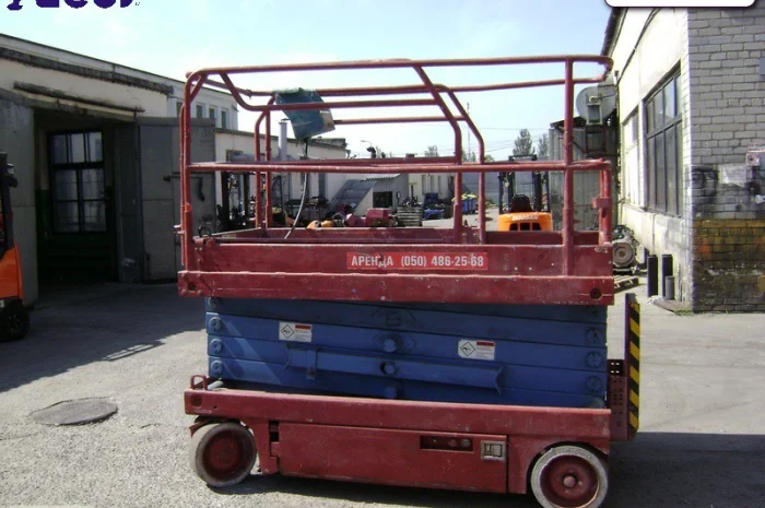 Продам подъемник ножничного типа б/у UpRight X32N Акция- фото № 1