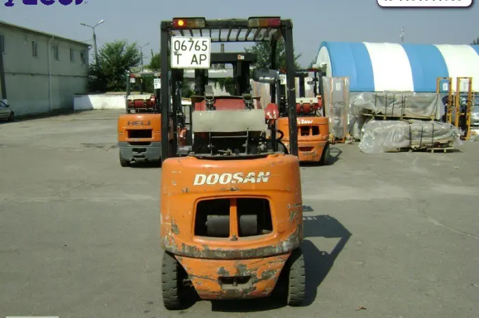 Аренда вилочный погрузчик б/у Doosan G15G- фото № 2