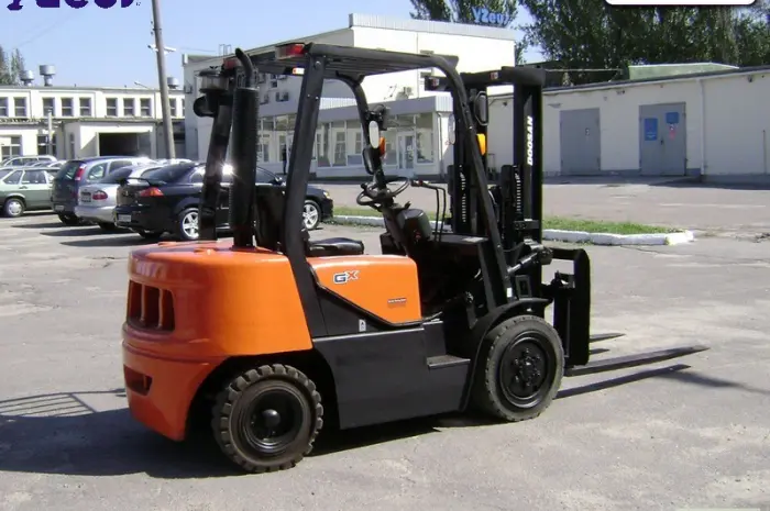 Аренда дизельный погрузчик б/у Doosan D30G- фото № 6
