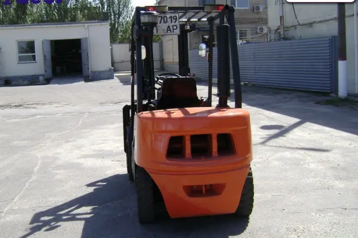 Аренда дизельный погрузчик б/у Doosan D30G- фото № 7