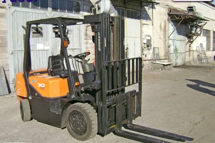 Аренда погрузчик дизель б/у Doosan D30G- фото № 5