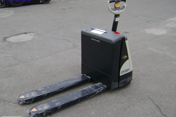 Продам электротележку Crown WP3015-1.6- фото № 1