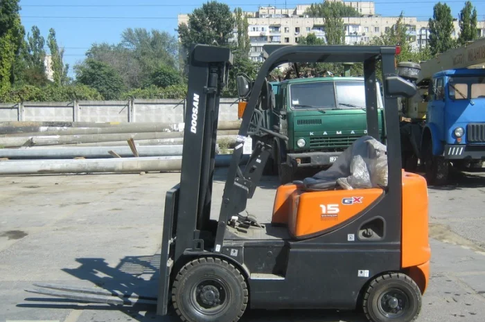Продам погрузчик D15G Doosan дизель. Лучшая цена- фото № 1