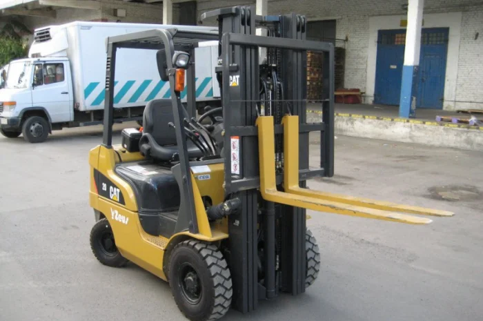 Продам погрузчик вилочный Caterpillar DP20CNT. Супер акция- фото № 2