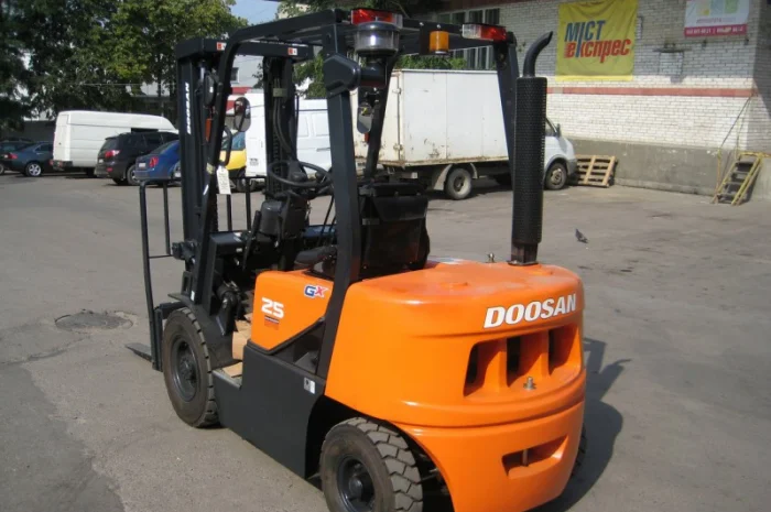 Продам дизельний навантажувач (погрузчик) 2, 5тонны. Супер акция- фото № 2