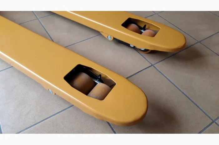 Гидравлическая тележка CBF25-MPTP Caterpillar- фото № 2