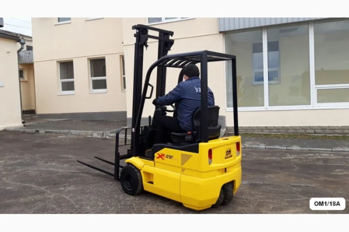 Электропогрузчик бу OM XE 12/3 грузоподъемность 1, 2 тонны- фото № 2