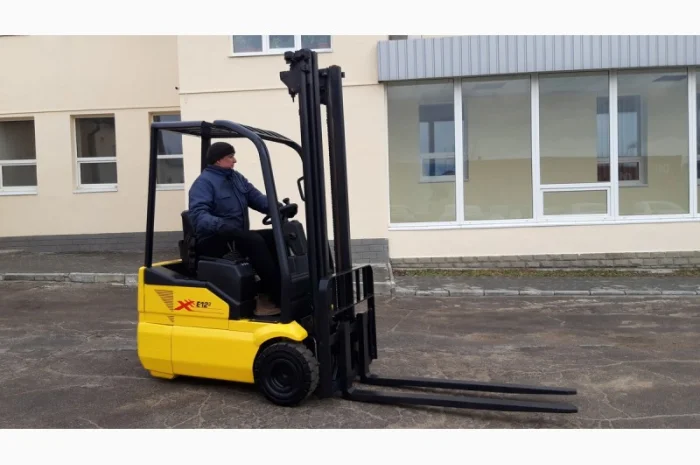 Электропогрузчик бу OM XE 12/3 грузоподъемность 1, 2 тонны- фото № 5