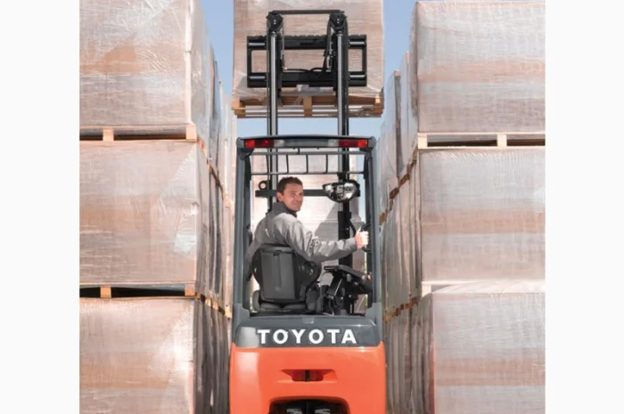 Электрический погрузчик Toyota Traigo 48 FBE15- фото № 2