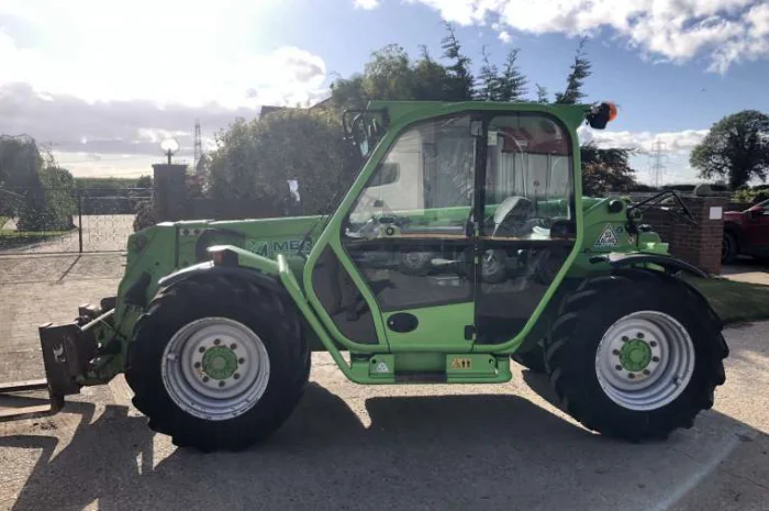 Продам телескопічний навантажувач MERLO P32.6- фото № 1