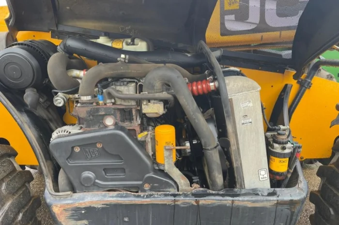 Продам телескопічний навантажувач JCB 531-70- фото № 13