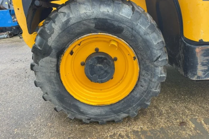 Продам телескопічний навантажувач JCB 531-70- фото № 14