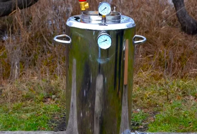 Автоклав "ЛЮКС-32" – це незамінний пристрій для приготування домашньої консервації- фото № 2