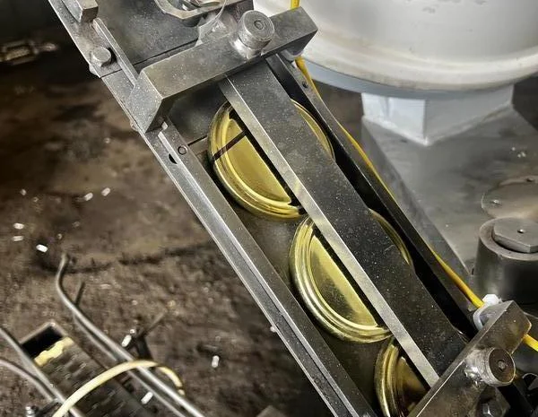 Машина закаточна Ж7-УМТ-6- фото № 6