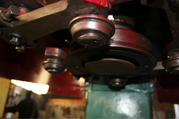 Закаточная машина на жестебанку KEVS-320- фото № 4