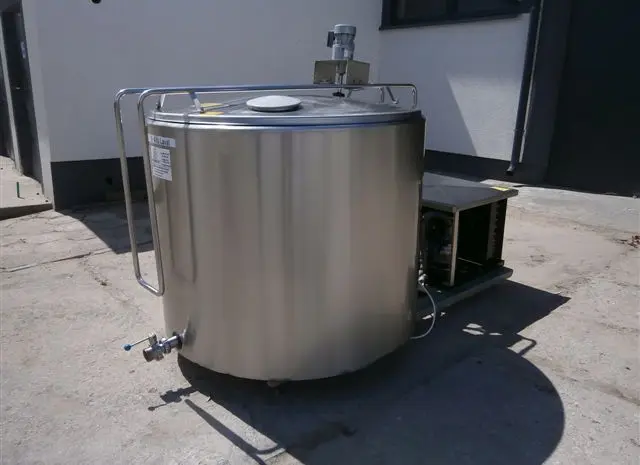 Охладитель молока Б/У ALFA LAVAL 800 открытого типа объёмом 800 литров- фото № 2