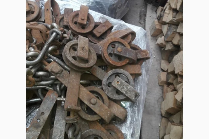 Троллеи ( крючки для убойного цеха)- фото № 2