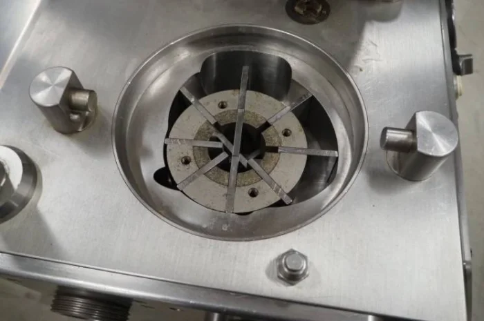 Шприц роторний вакуумний Frey Konti A50- фото № 3