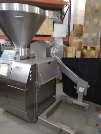 Шприц роторний вакуумний Frey F Line 222P з загрузчиком 2017 рік, стан нового- фото № 2