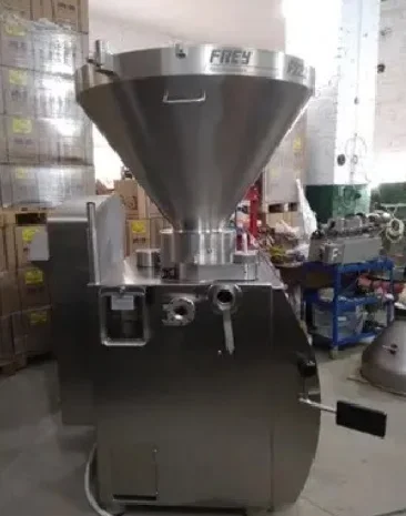 Шприц роторний вакуумний Frey F Line 222P з загрузчиком 2017 рік, стан нового- фото № 3
