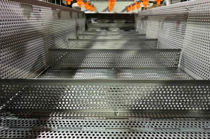 Барботажна ванна з конвеєром для миття зелені, ягід, овочів STvega BW L4000- фото № 12