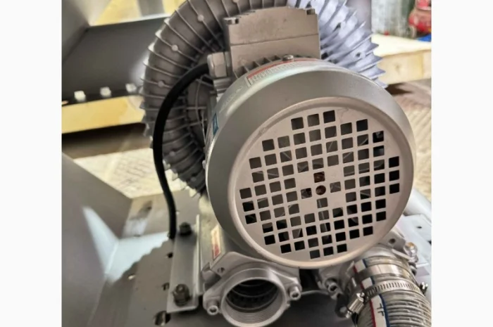 Барботажна ванна з конвеєром для миття зелені, ягід, овочів STvega BW L4000- фото № 3