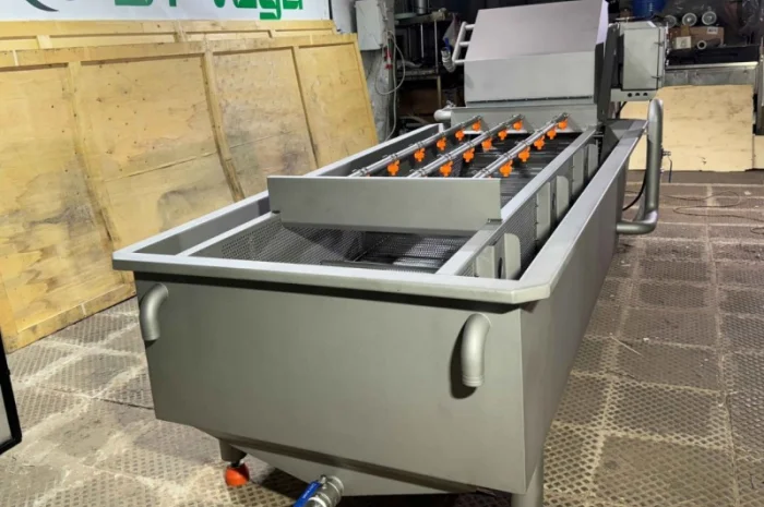 Барботажна ванна з конвеєром для миття зелені, ягід, овочів STvega BW L4000- фото № 19