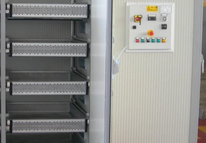 Сушильные шкафы (дегидраторы) / Чехия- фото № 1