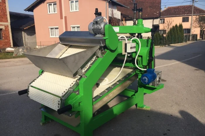 Машина для удаления косточек из вишни 1000 кг/час- фото № 1