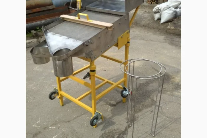 Вібросито (калібратор, просіювач) /Вибросито (калибратор, просеиватель, виброрешето)- фото № 1