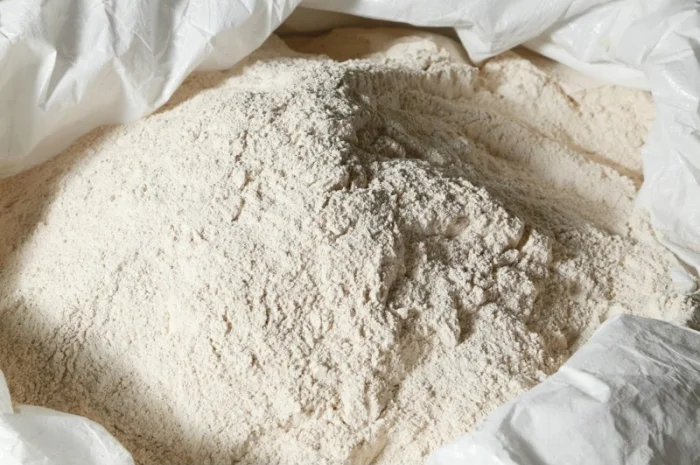 Мука пшенична першого сорту в мішках- фото № 1