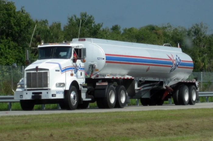 КАС-32 и ЖКУ, вода аммиачная с доставкой- фото № 1