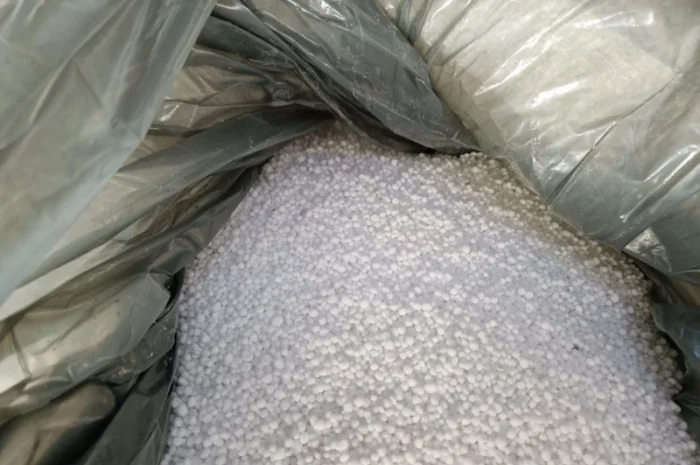 Азотне добриво "Карбамід" (сечовина, Січевина, карбамід) N-46, 2%, Жіва- фото № 3