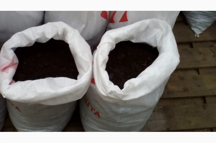 Грунтосмесь в мешках Киев торфосмесь Чернозем с торфом в мешках Киевская область- фото № 6